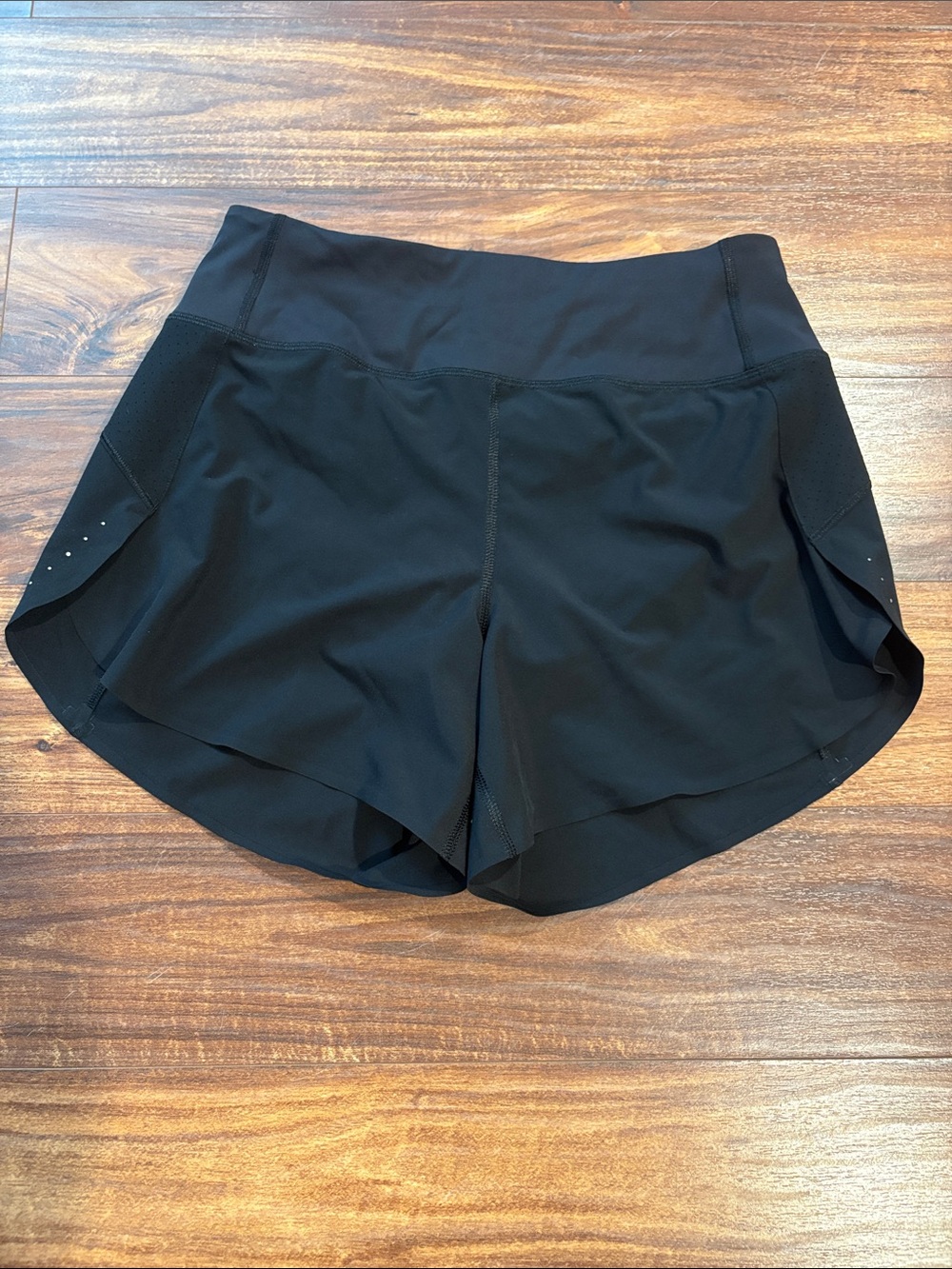 Altheta Run With It 4.5 inch Black Shorts XS